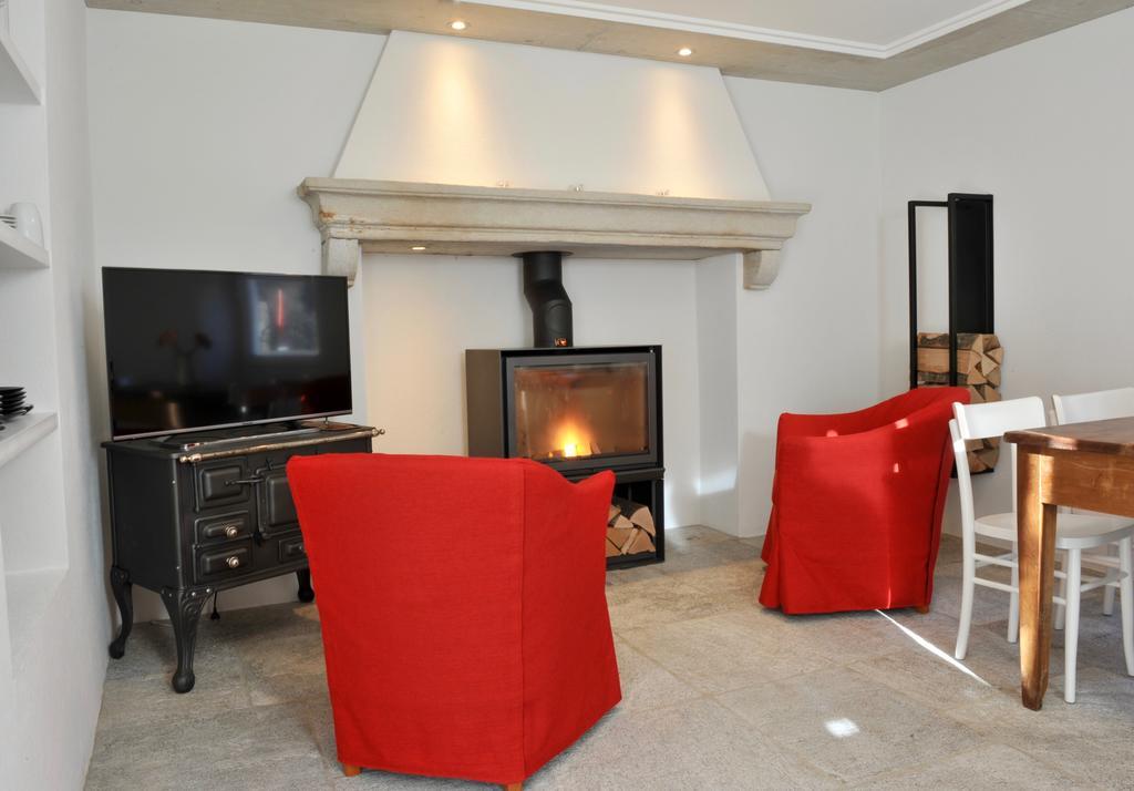 Myverzasca Resort Casa Rossa Brione  Стая снимка