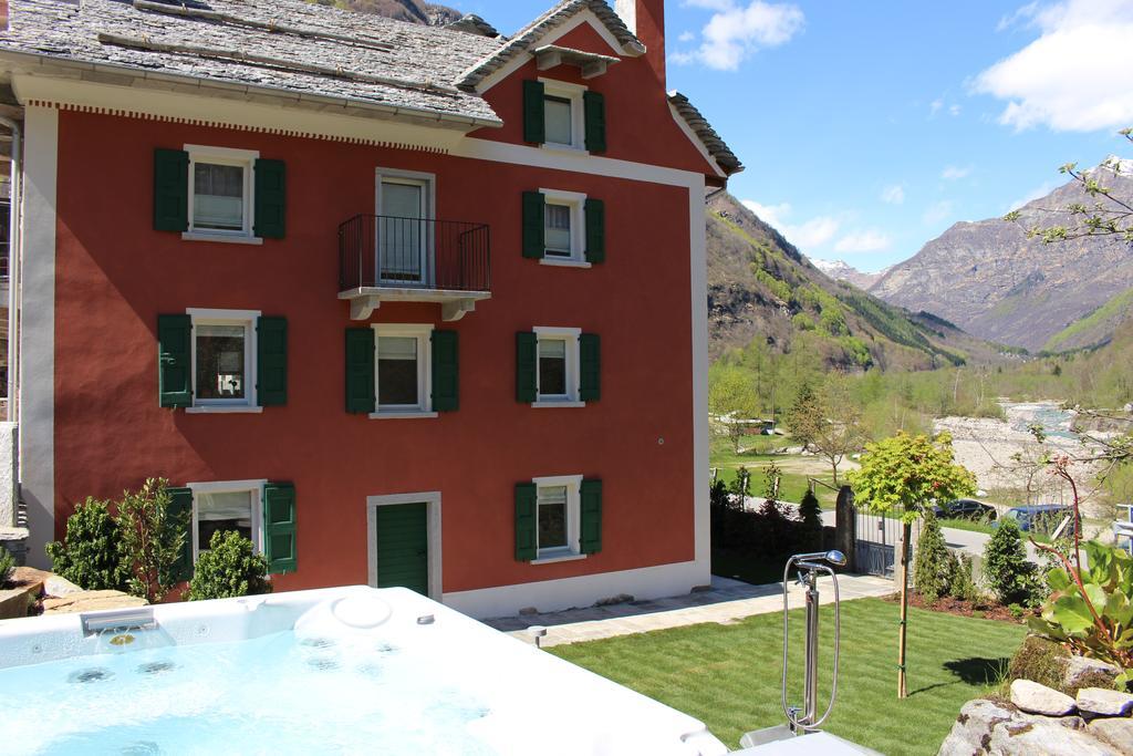 Myverzasca Resort Casa Rossa Brione  Екстериор снимка