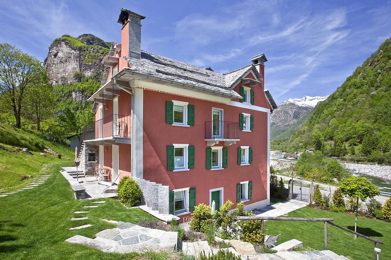 Myverzasca Resort Casa Rossa Brione  Екстериор снимка